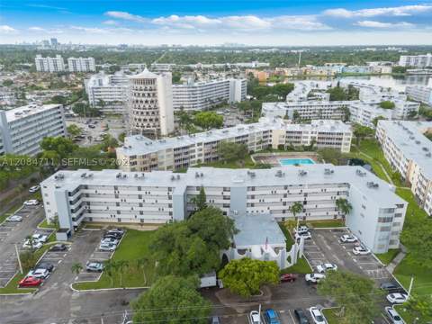 1700 NE 191st St 508, Miami FL - photo 21 of 31