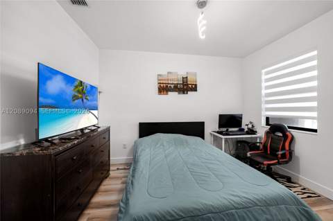 15809 NW 91st Ct, Miami Lakes FL - photo 24 of 58