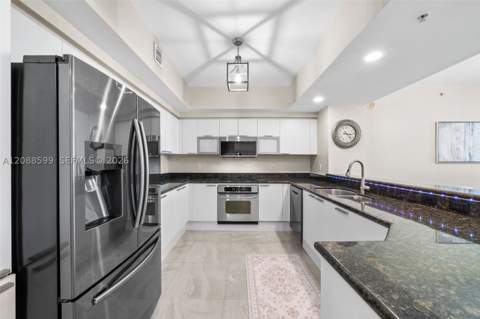 14951 Royal Oaks Ln 701, North Miami FL - photo 10 of 43