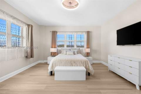 14951 Royal Oaks Ln 701, North Miami FL - photo 14 of 43
