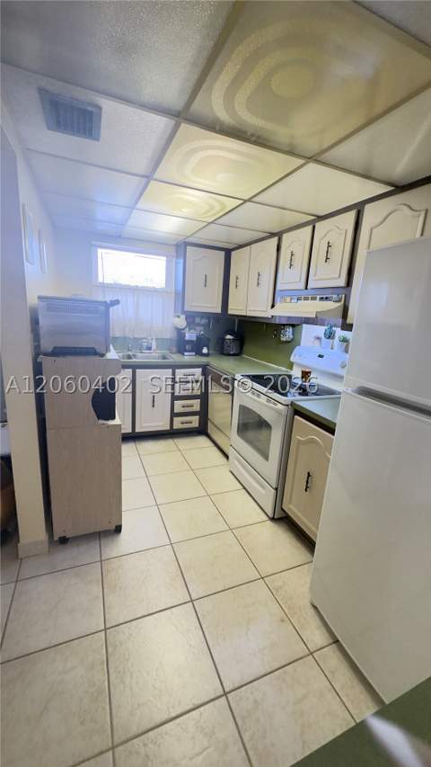 30 NW 87th Ave C219, Miami FL - photo 15 of 42