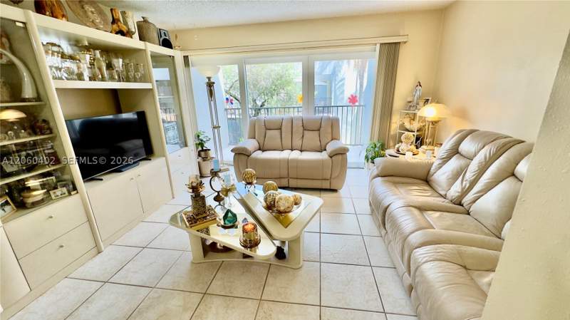 1 bedroom Condominium at 30 NW 87th Ave C219, Park East Condo, Miami — photo 2