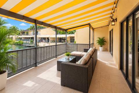 15528 Braemar Ct, Miami Lakes FL - photo 24 of 30