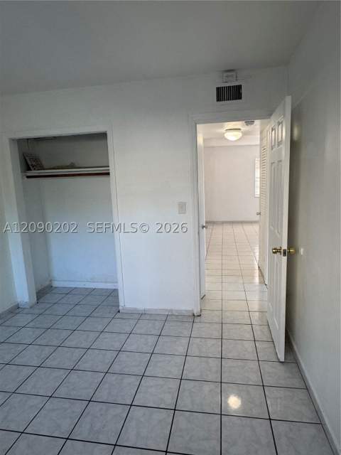 1765 Venice Ln 4E, North Miami FL - photo 17 of 43