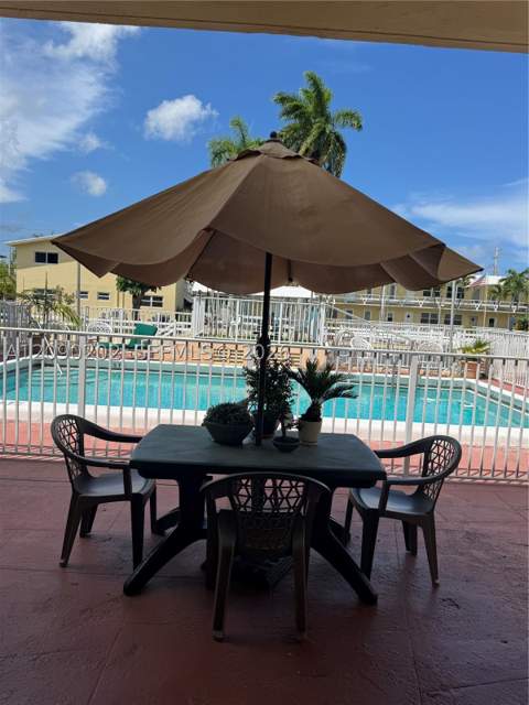 1765 Venice Ln 4E, North Miami FL - photo 22 of 43
