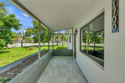 1700 NW 131st St, Miami FL - photo 9 of 41