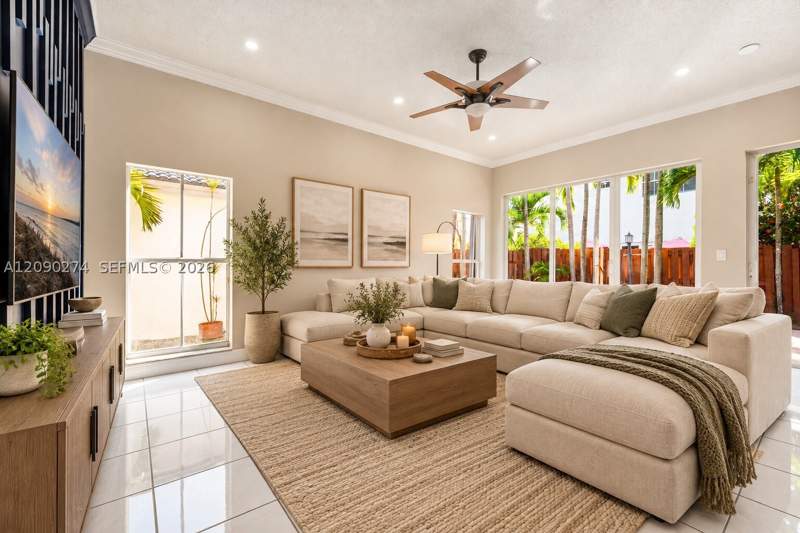 4 bedroom SingleFamilyResidence at 16256 SW 81st St, Poinciana At Sunset Lakes, Miami — photo 5