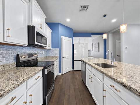 27904 SW 133rd Path, Homestead FL - photo 12 of 46