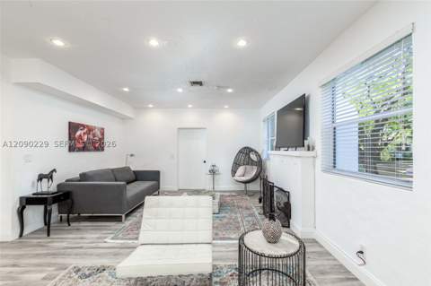 137 NE 47th St, Miami FL - photo 18 of 28