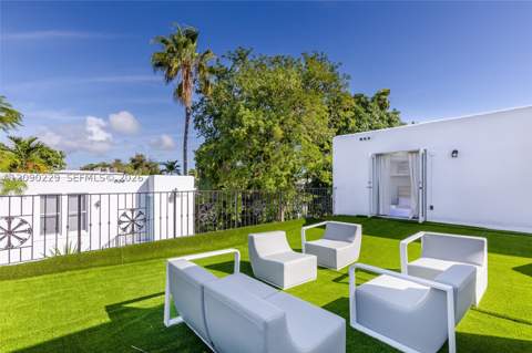 137 NE 47th St, Miami FL - photo 6 of 28