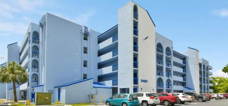 1 bedroom Condominium at 9460 Fontainebleau Boulevard 324, Bleau Grotto Condo, Miami — photo 2