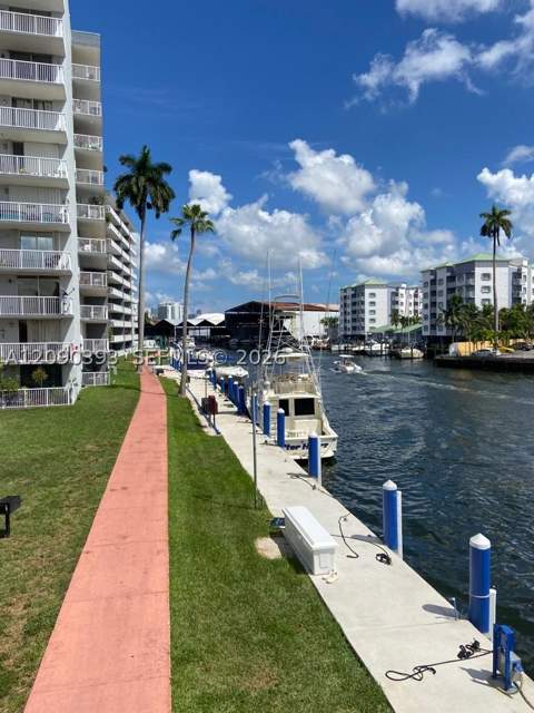 1800 NW 24th Ave 614, Miami FL - photo 7 of 21
