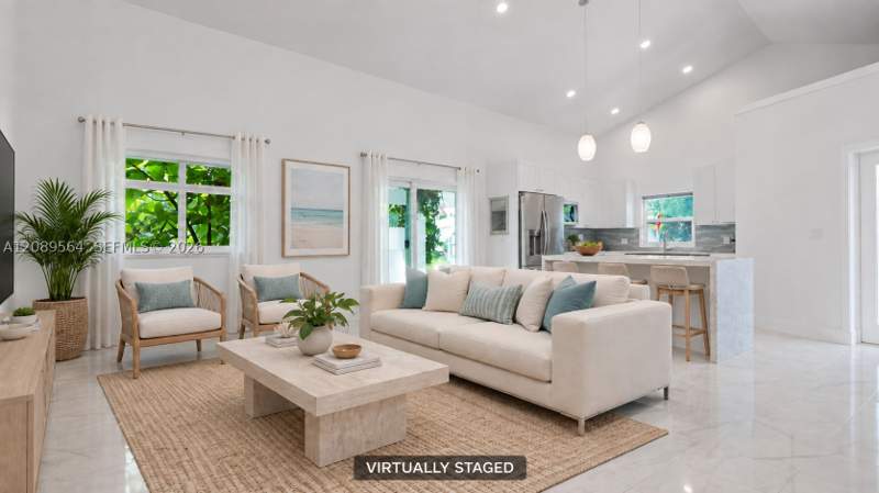 3 bedroom SingleFamilyResidence at 213 Florida Ave, Mac Farlane Homestead, Coral Gables — photo 5