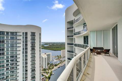 16001 Collins Ave 4102, Sunny Isles Beach FL - photo 9 of 50