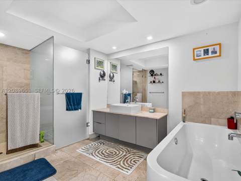 250 Sunny Isles Blvd 3-1004, Sunny Isles Beach FL - photo 15 of 32