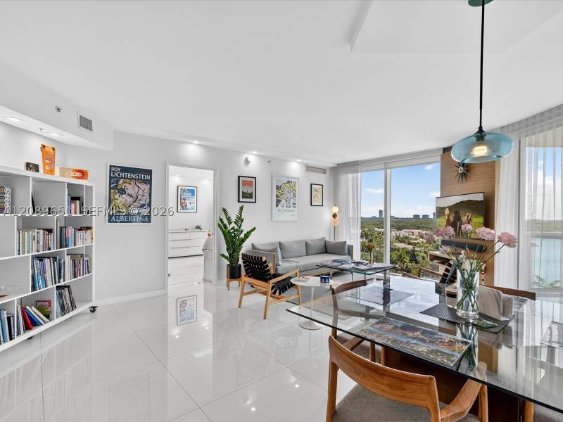 3 bedroom Condominium at 250 Sunny Isles Blvd 3-1004, St Tropez On The Bay III, Sunny Isles Beach — photo 5