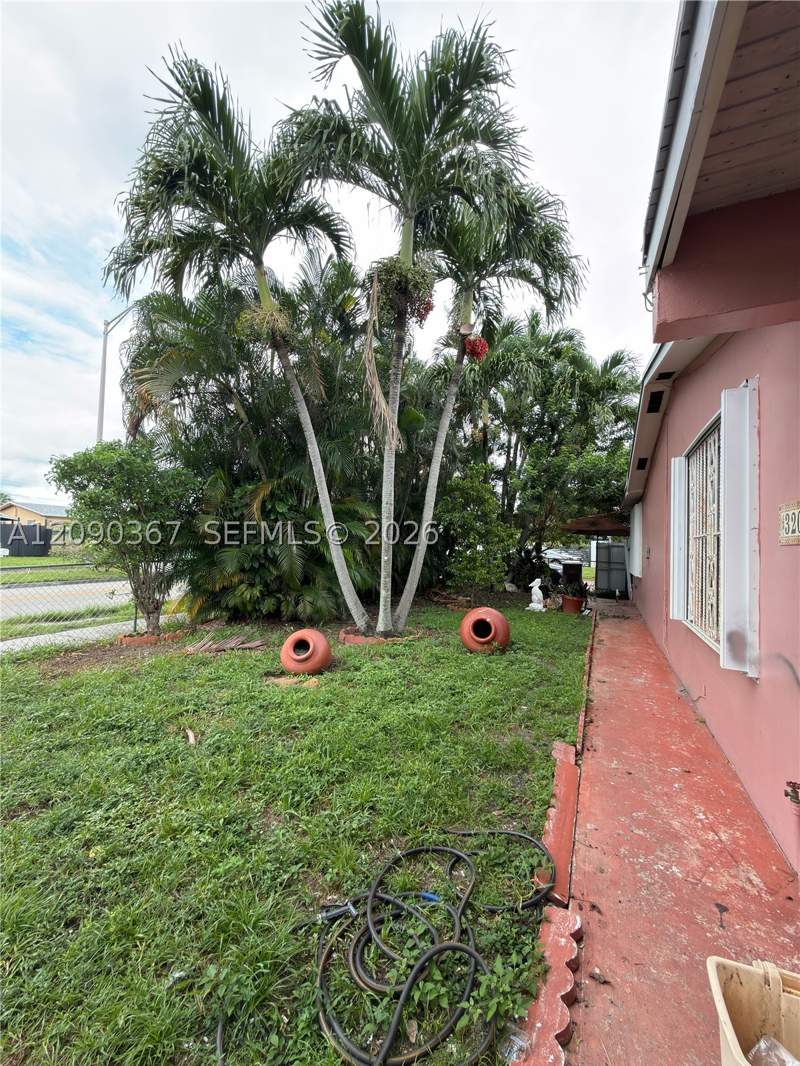 3 bedroom SingleFamilyResidence at 3205 W 14th Ave, Castle Estates, Hialeah — photo 2