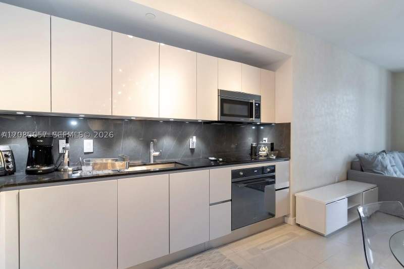 1 bedroom Condominium at 1010 Brickell Ave 2508, 1010 Brickell Condo, Miami — photo 3