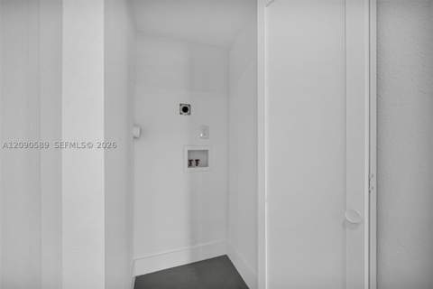19301 NW 52nd Ave, Miami Gardens FL - photo 19 of 39