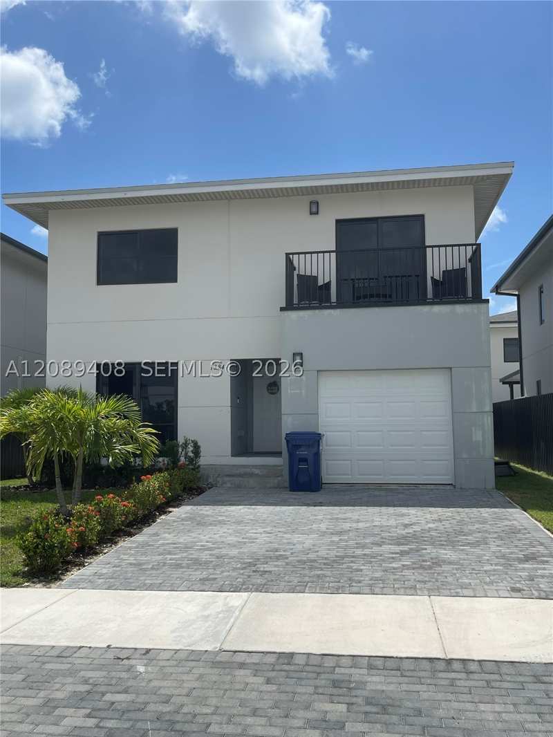 5 bedroom SingleFamilyResidence at 1384 NW 2nd Ter, On Alba Onx Homes, Florida City — photo 1
