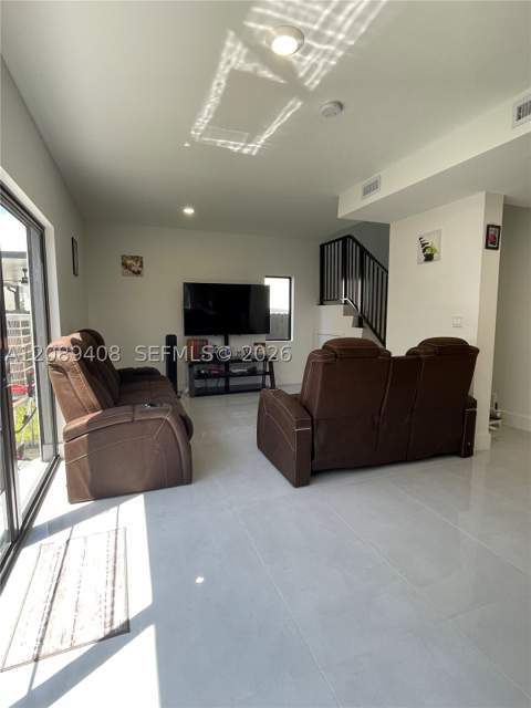 1384 NW 2nd Ter, Florida City FL - photo 16 of 60