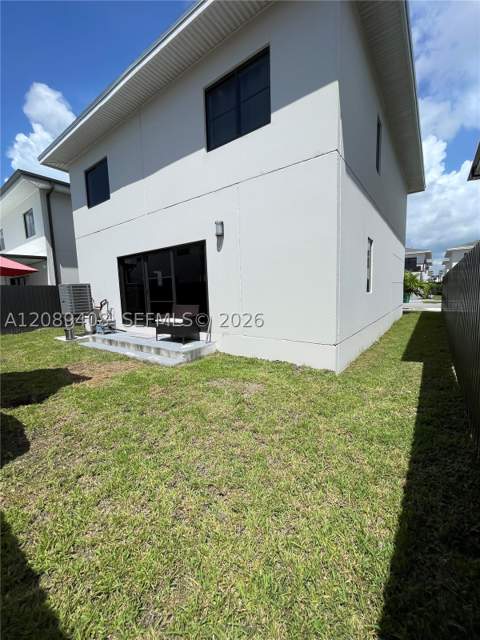 1384 NW 2nd Ter, Florida City FL - photo 24 of 60