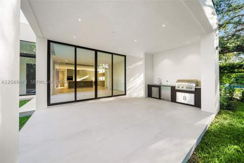 5921 SW 84th St, South Miami FL - photo 18 of 63