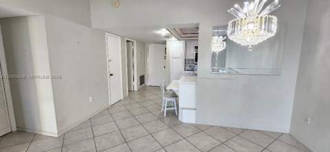 18041 Biscayne Blvd 203, Aventura FL - photo 14 of 43