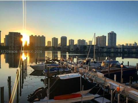 18041 Biscayne Blvd 203, Aventura FL - photo 20 of 43