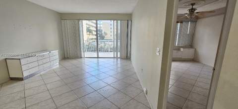 18041 Biscayne Blvd 203, Aventura FL - photo 9 of 43