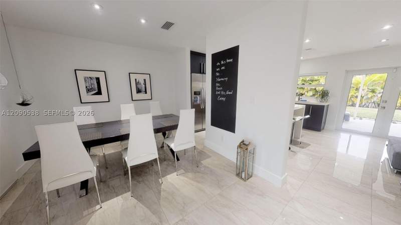 4 bedroom SingleFamilyResidence at 10805 SW 156th Ter, Fairway Estates Sec 7, Miami — photo 3
