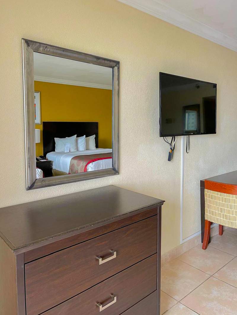 0 bedroom Condominium at 19201 Collins Avenue 1034, The Aventura Beach Club Co, Sunny Isles Beach — photo 4