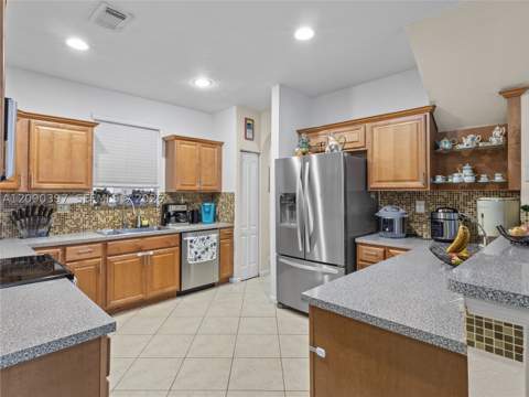 14046 SW 278th St, Homestead FL - photo 18 of 52