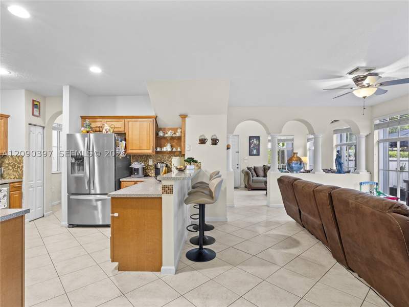 4 bedroom SingleFamilyResidence at 14046 SW 278th St, Mandarin Lakes, Homestead — photo 5
