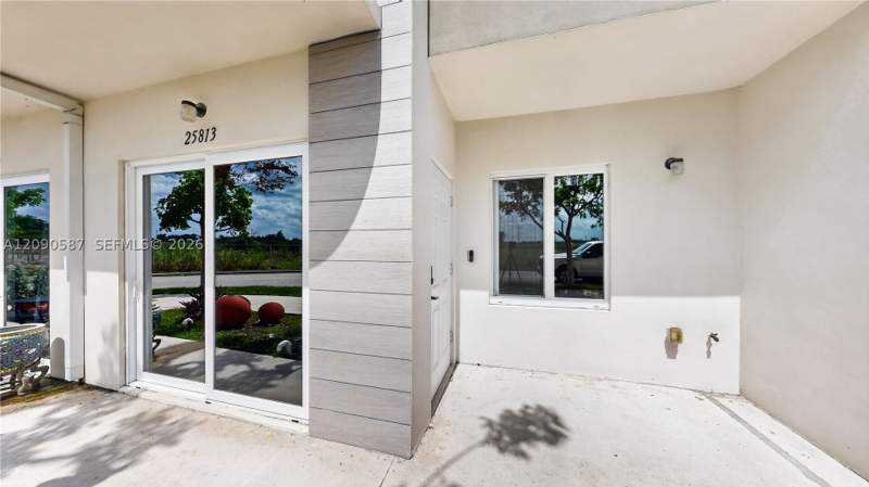 4 bedroom Townhouse at 25813 SW 145th Ave, Paradise One, Homestead — photo 5
