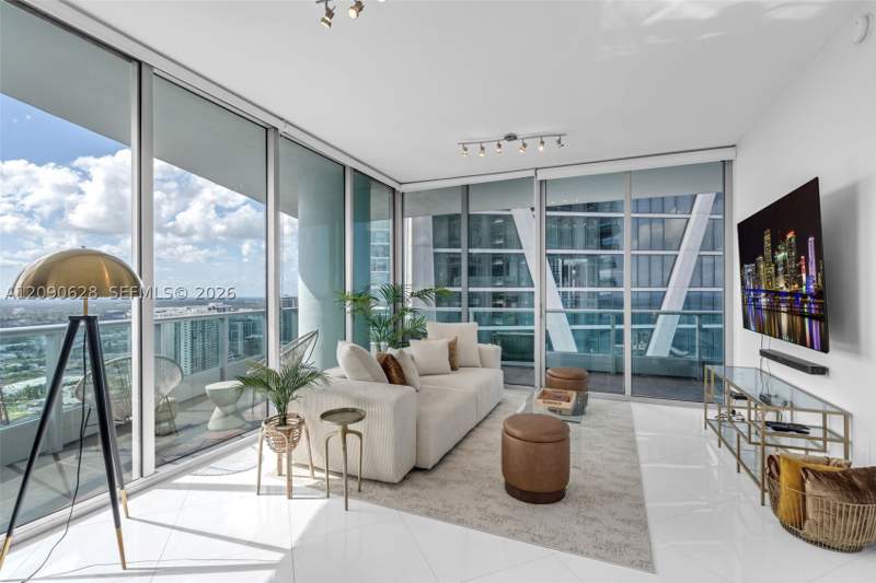 2 bedroom Condominium at 900 Biscayne Blvd 4412, 900 Biscayne Bay Condo, Miami — photo 4