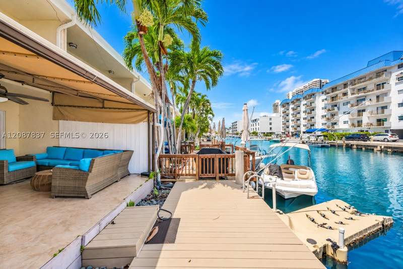 2 bedroom Townhouse at 3805 NE 170th St A-6, Lago Verde Villas Condo, North Miami Beach — photo 3