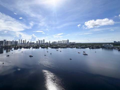 17111 Biscayne Blvd 2210, North Miami Beach FL - photo 11 of 32