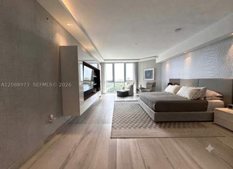 17111 Biscayne Blvd 2210, North Miami Beach FL - photo 13 of 32