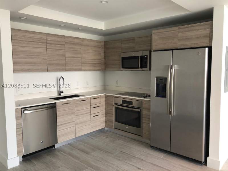 2 bedroom Condominium at 121 NE 34 St 811, Hyde Midtown, Miami — photo 2