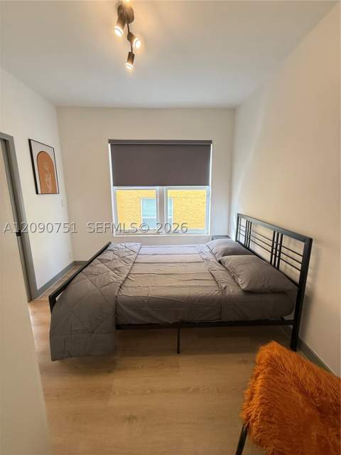 1320 Drexel Ave 302, Miami Beach FL - photo 10 of 19