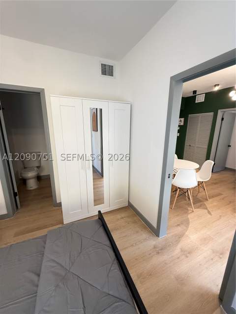1320 Drexel Ave 302, Miami Beach FL - photo 11 of 19