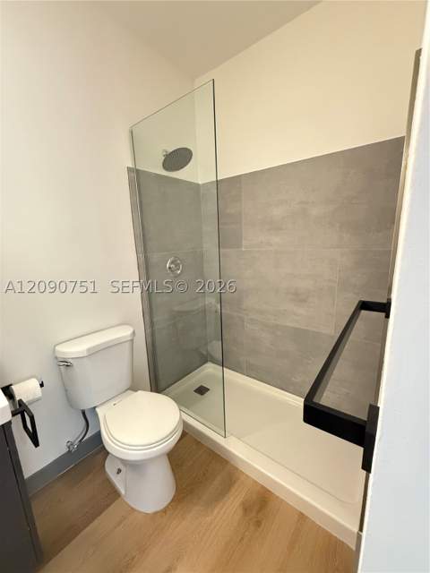 1320 Drexel Ave 302, Miami Beach FL - photo 18 of 19