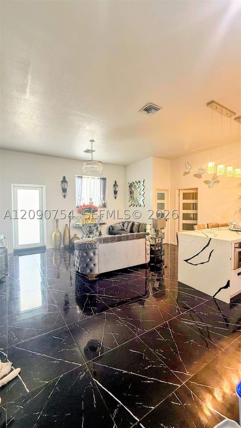 3 bedroom SingleFamilyResidence at 1560 NW 124th St, Gregory Heights, North Miami — photo 5