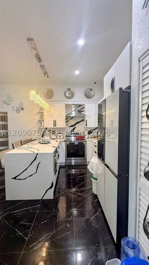 1560 NW 124th St, North Miami FL - photo 7 of 23