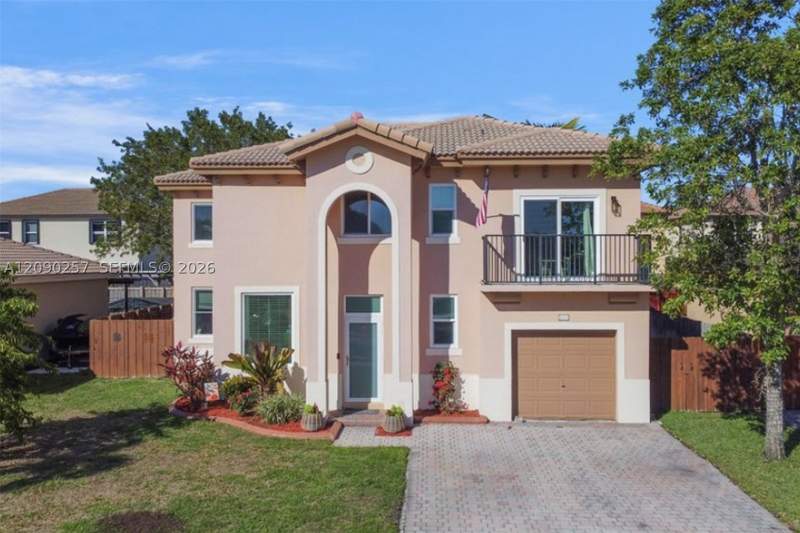 4 bedroom SingleFamilyResidence at 4241 NE 16th St, Grove At Waterstone, Homestead — photo 3