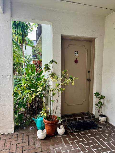 9304 SW 77th Ave C3, Miami FL - photo 18 of 26
