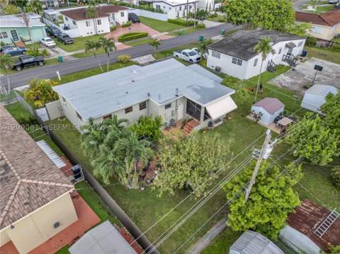 3121 SW 84th Ct, Miami FL - photo 6 of 32