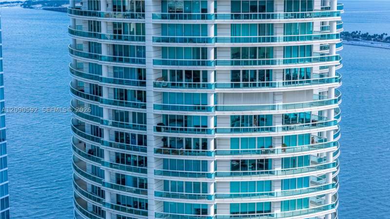 1 bedroom Condominium at 2127 SE Brickell Ave 1406, Bristol Tower Condo, Miami — photo 3
