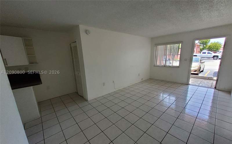 2 bedroom Condominium at 5810 W 18th Ln 101, Conquistador Villas Condo, Hialeah — photo 4